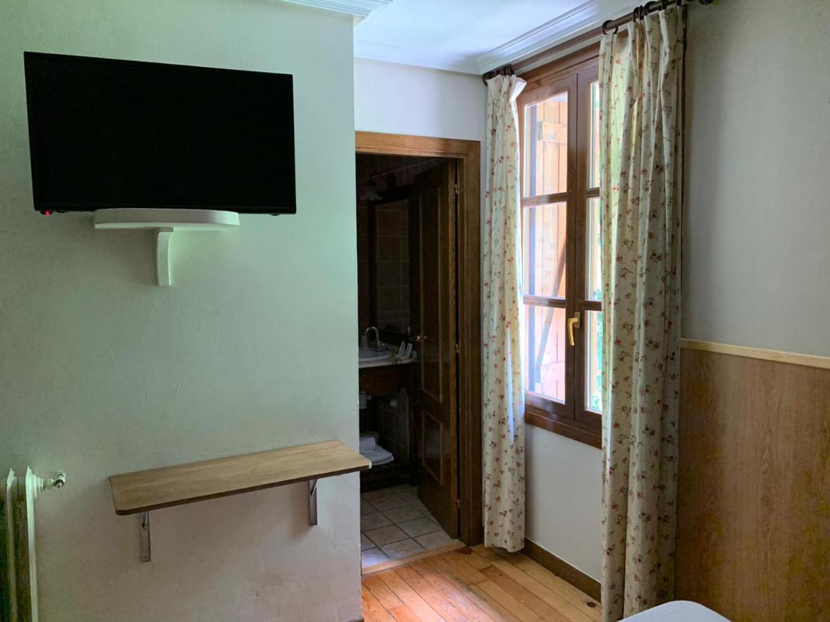Hotel Charle Jaca Dış mekan fotoğraf