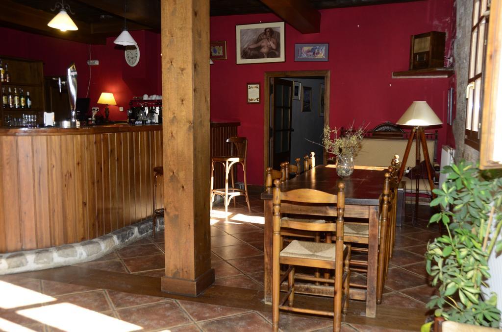 Hotel Charle Jaca Dış mekan fotoğraf