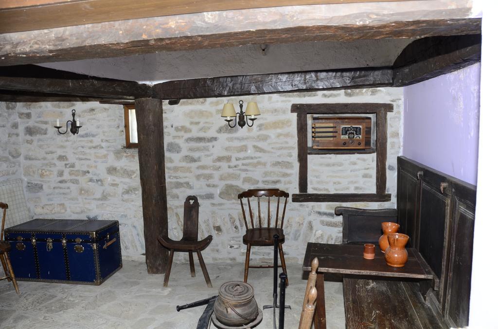 Hotel Charle Jaca Dış mekan fotoğraf
