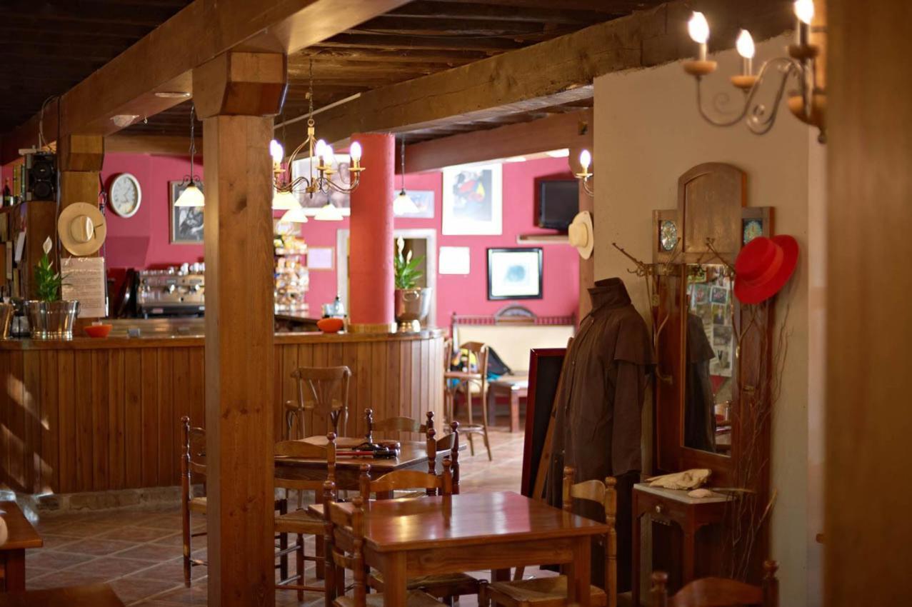 Hotel Charle Jaca Dış mekan fotoğraf